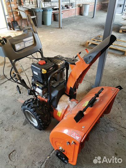 Снегоуборщик husqvarna