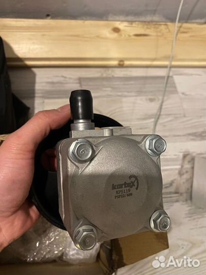 Насос гур volvo xc90