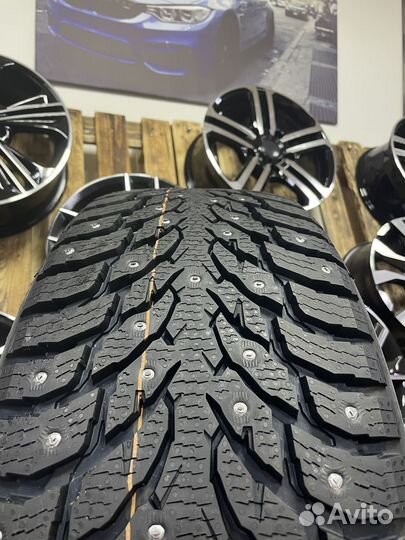 Nokian Tyres Hakkapeliitta 9 SUV 225/60 R17 103T