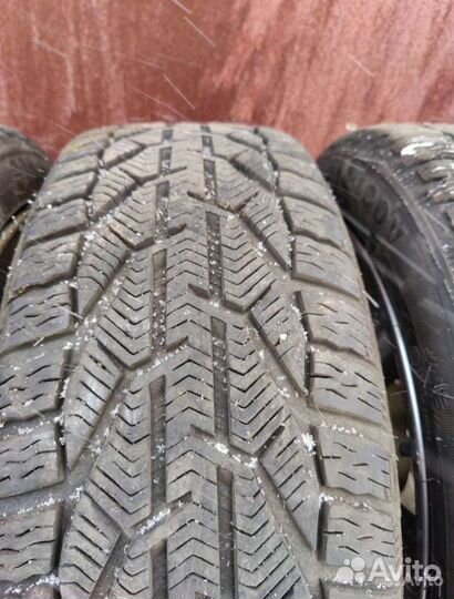 Kormoran Snow 245/45 R18 100V