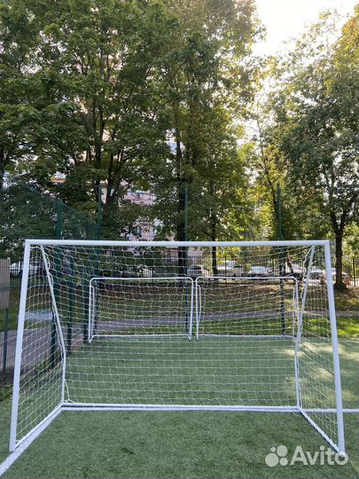 Футбольные ворота