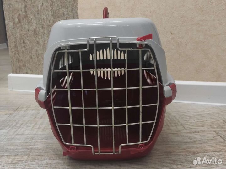 Переноска пластиковая для кошек
