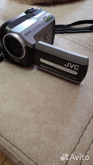 Видеокамера jvc