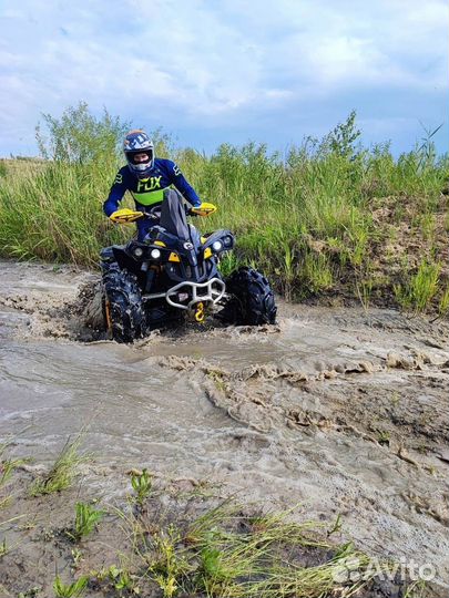 BRP Can-Am Renegade 800 X