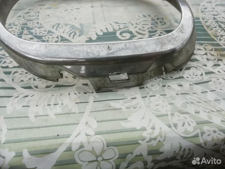 Накладка противотуманной фары Subaru Forester