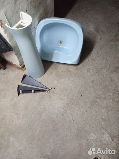 Раковина в ванную бу