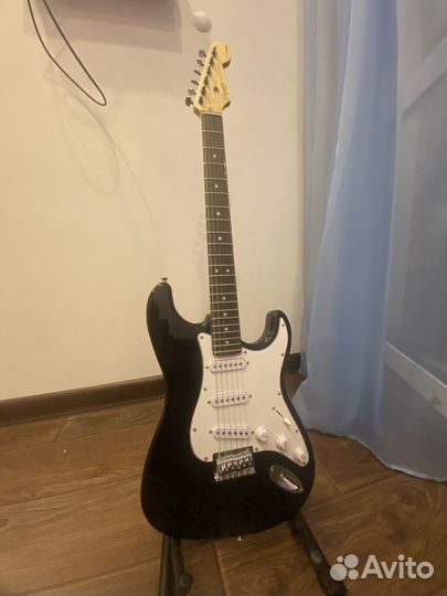 Электрогитара fender squier stratocaster