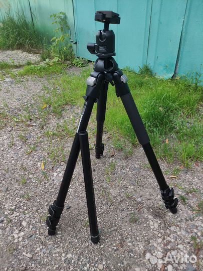 Штатив для фотоаппарата Manfrotto 055prob