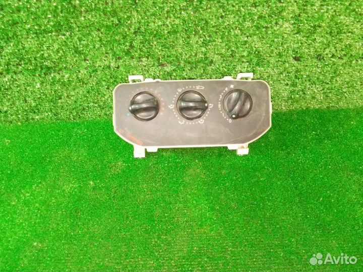 Блок управления климатом Renault Symbol