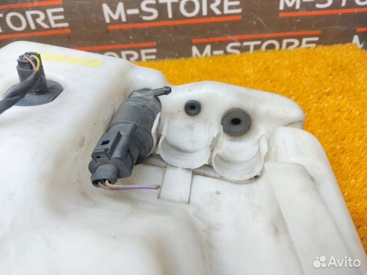 Бачок омывателя Mercedes-Benz C-Class W203 112.912