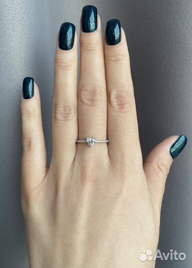 Кольцо золотое с бриллиантом сердце 750 проба