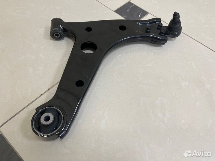 Рычаг передний правый Tagaz Vega C100