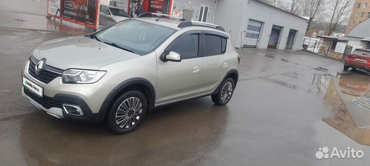 Renault Sandero Stepway 1.6 AT, 2021, 32 000 км