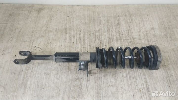 Стойка передняя левая BMW 5 / F10