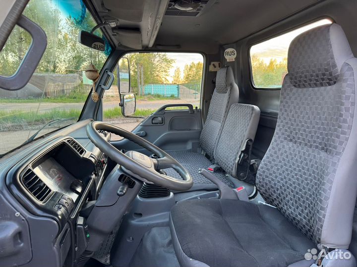 Isuzu NQR75, 2008