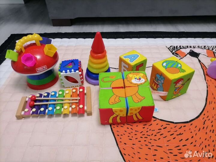 Развивающие игрушки