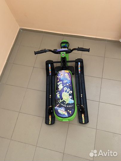 Детский снегокат Nika