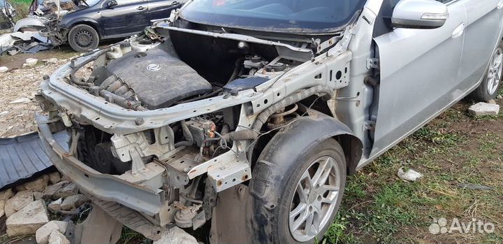 Передняя часть кузова DongFeng S30