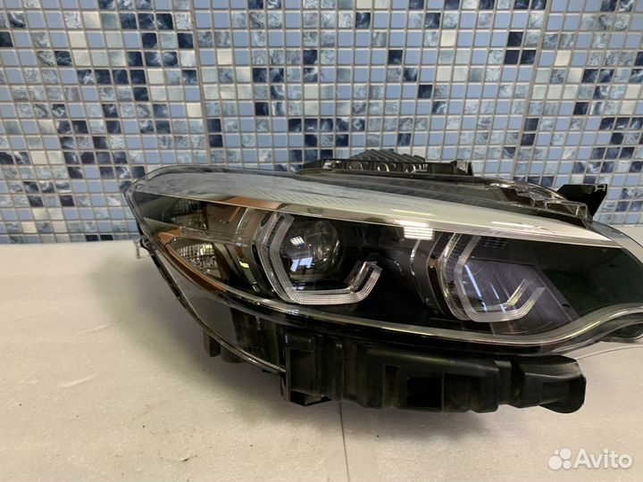 Правая фара BMW f22 LED adaptive
