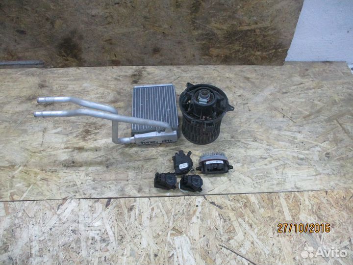 Моторчик печки Форд Фьюжн