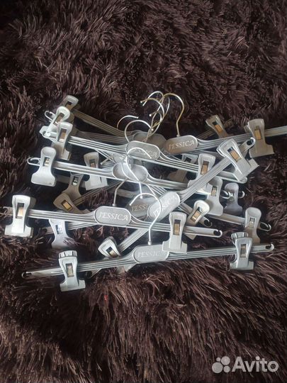 Вешалки плечики