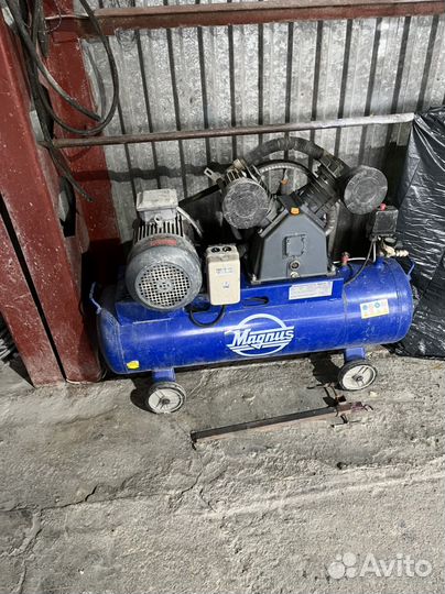 Воздушный компрессор