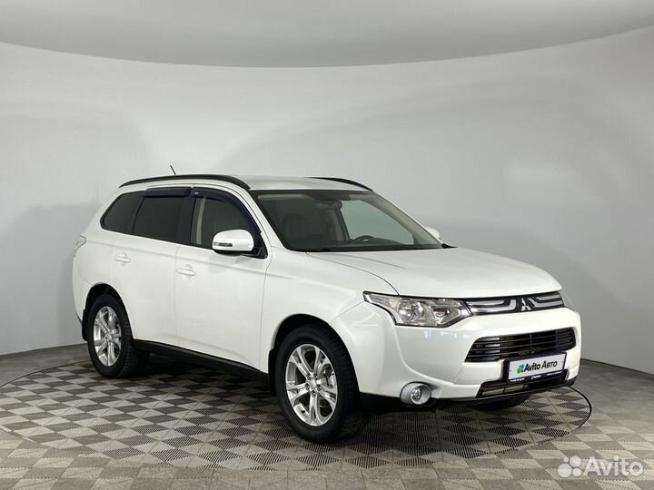 Mitsubishi Outlander 2.4 CVT, 2013, 213 866 км