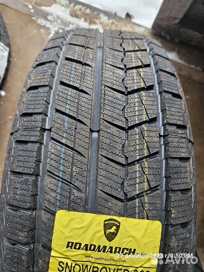 Roadmarch Snowrover 868 215/55 R17