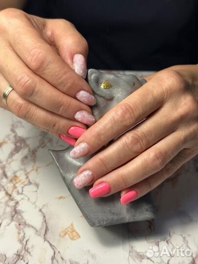 Маникюр и педикюр