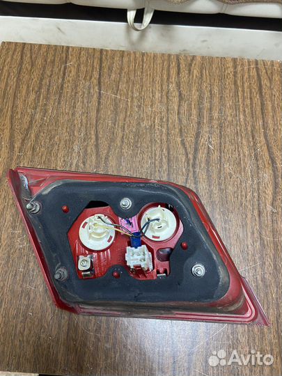 Фонарь правый внутренний Chevrolet Lacetti хэтчбек