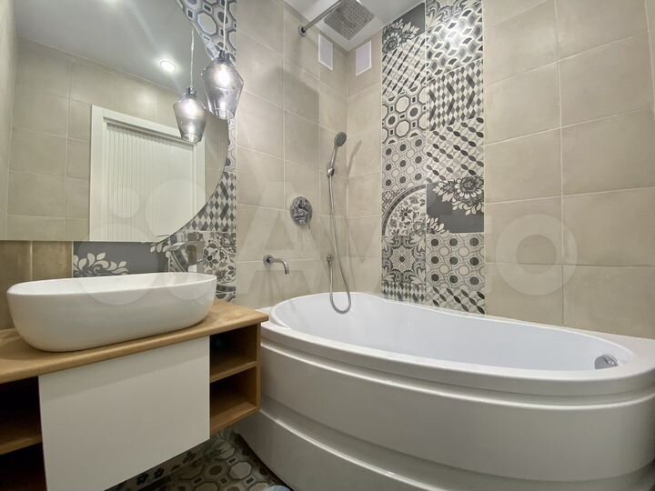 3-к. квартира, 64 м², 3/16 эт.