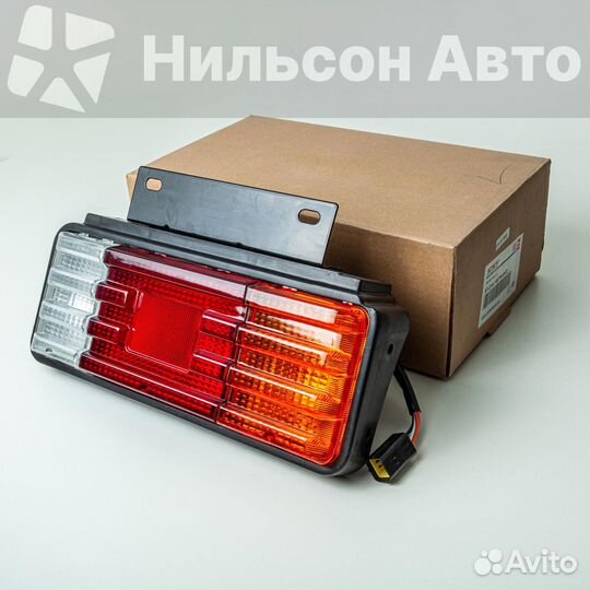 Стоп сигнал mazda titan, правый, SAT