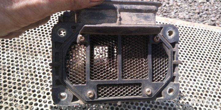 Дмрв Mitsubishi Sigma F17A 6G72