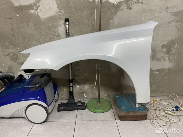 Крыло переднее левое legacy bl bp b13