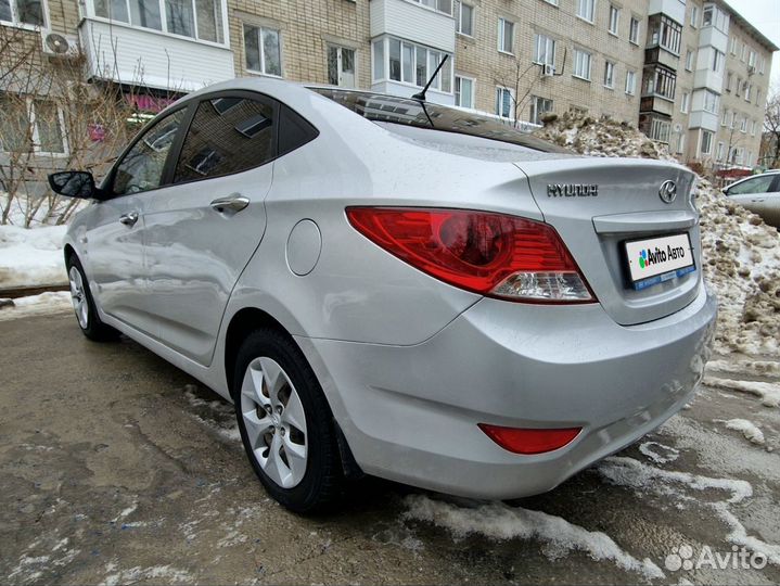 Hyundai Solaris 1.6 AT, 2012, 214 600 км