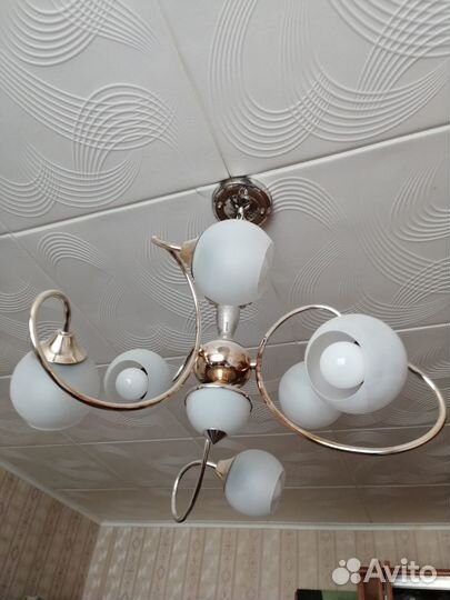 Люстра потолочная и торшер
