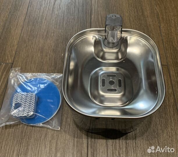 Поилка для дом животных автомат с датч. движения