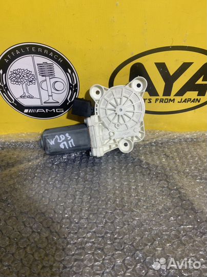 Моторчик стеклоподъемника w203 передний правый