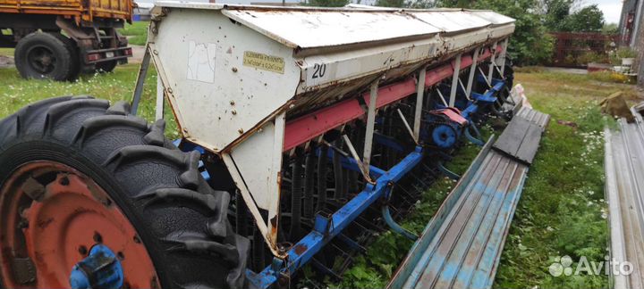 Сеялка зерновая 5.4