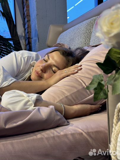 Кровать из массива