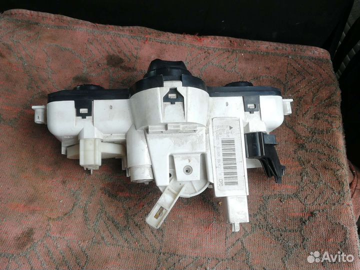 Блок управления отопителем Рено Меган 2