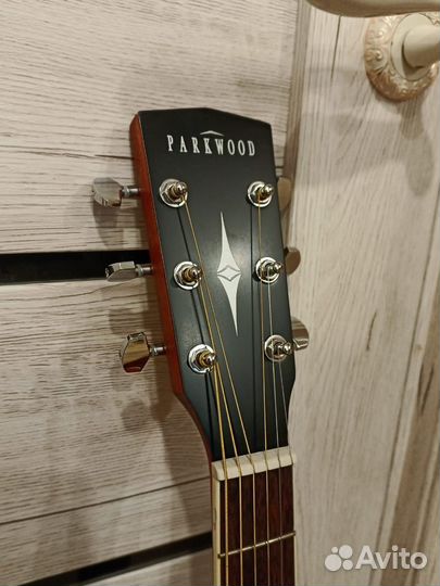 Акустическая гитара бу