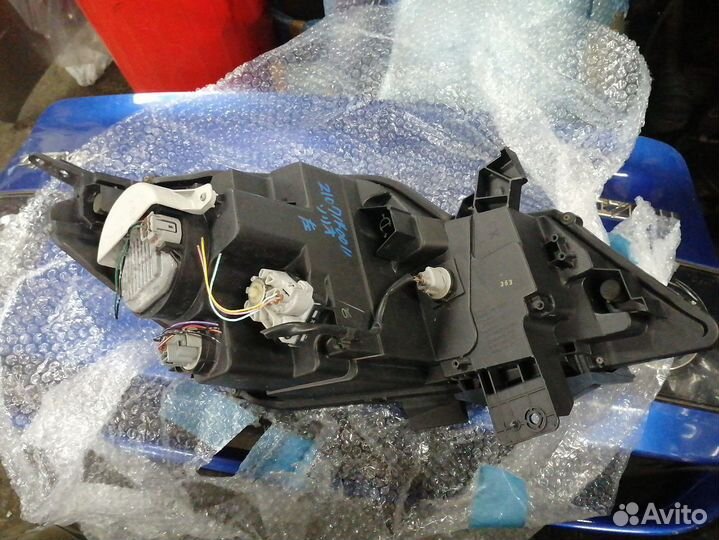 Фара Suzuki Solio MA15S (Левое)