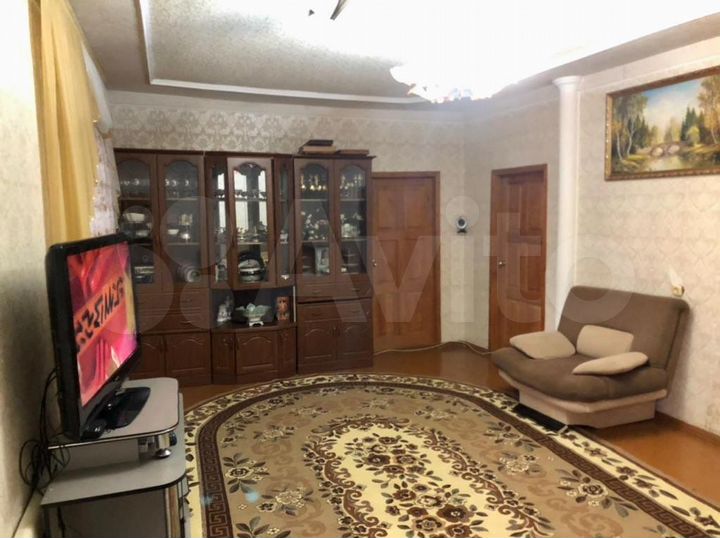 Дом 280 м² на участке 11 сот.