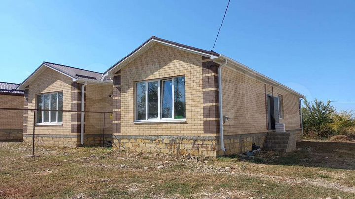 Коттедж 104 м² на участке 3 сот.