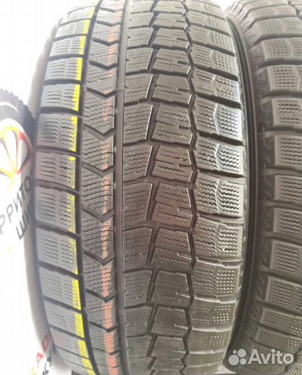 Dunlop Winter Maxx WM01 215/65 R16 98V