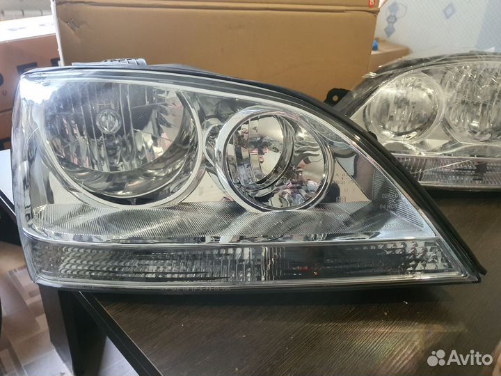Фары на Kia sorento 1