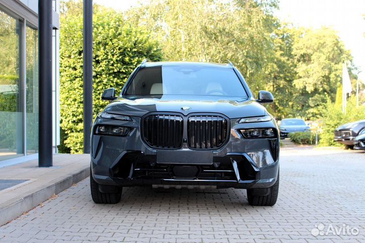 BMW X7 3.0 AT, 2024, 6 180 км