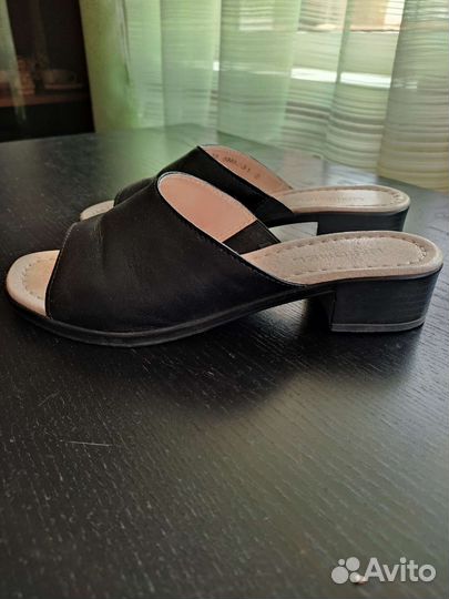 Босоножки,шлепки юничел