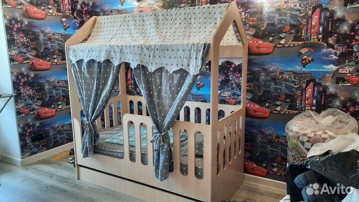 Детская кровать от 3 лет с матрасом бу